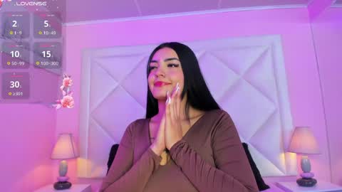 Snapshot of miaasmiith_ chatting on April 20, 2026, 11:13 am Alexandra online show from April 20, 2026, 11:13 am