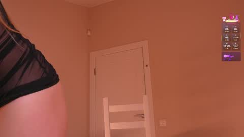 miablueye online show from June 10, 2026, 3:22 pm