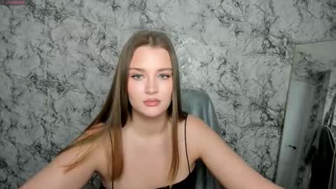 Mia online show from March 1, 2026, 5:15 pm