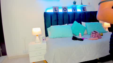 MIA online show from January 8, 2025, 3:40 am