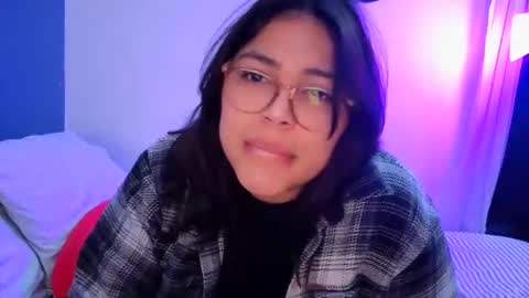 Snapshot of miacanela_xo chatting on February 19, 2026, 1:45 am Mia online show from February 19, 2026, 1:45 am