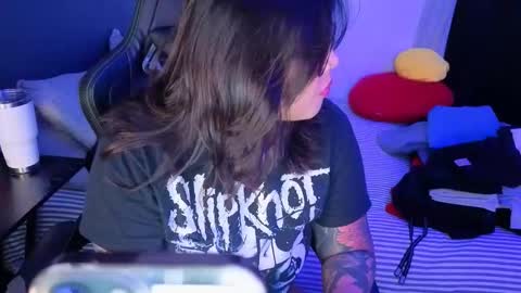 Snapshot of miacanela_xo chatting on March 3, 2026, 1:23 am Mia online show from March 3, 2026, 1:23 am