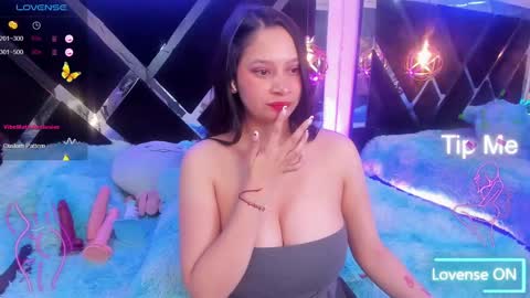 Mia online show from October 2, 2025, 1:45 am