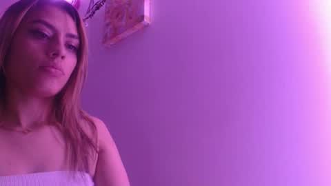 Miia  online show from November 30, 2025, 10:47 pm