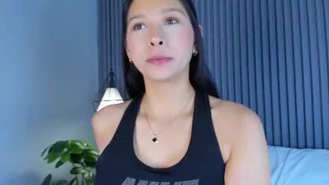 mia online show from June 11, 2026, 2:53 am