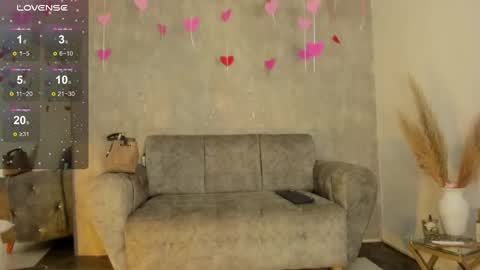 Snapshot of miacoopersx chatting on February 19, 2025, 12:22 pm miacooper online show from February 19, 2025, 12:22 pm