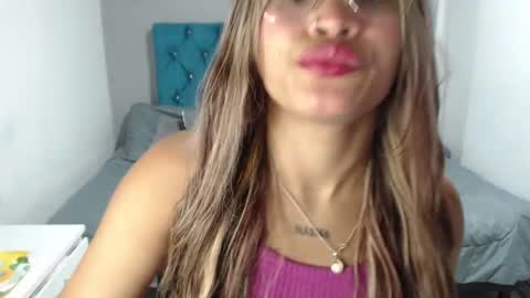 miacumgirl online show from March 16, 2026, 12:20 pm