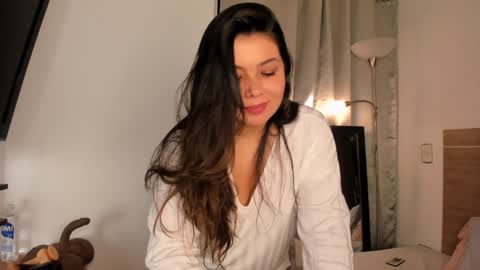 Snapshot of miadanielss chatting on January 6, 2025, 6:58 am IG Yojanagomez online show from January 6, 2025, 6:58 am