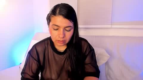 Snapshot of miadanielss chatting on March 10, 2026, 1:32 am IG Yojanagomez online show from March 10, 2026, 1:32 am