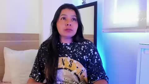 Snapshot of miadanielss chatting on July 28, 2026, 7:26 pm IG Yojanagomez online show from July 28, 2026, 7:26 pm