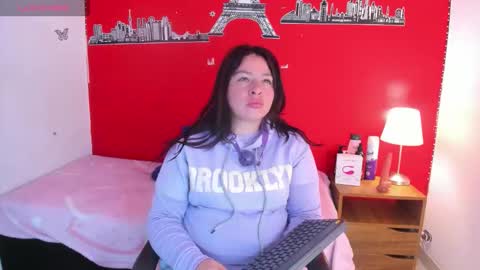 Snapshot of miadoll303av chatting on September 22, 2025, 1:24 pm miadoll303av online show from September 22, 2025, 1:24 pm