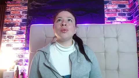 Snapshot of miadoll303av chatting on October 25, 2025, 4:20 am miadoll303av online show from October 25, 2025, 4:20 am