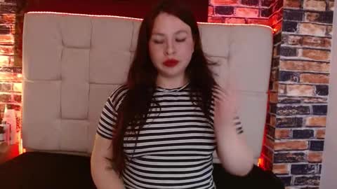 Snapshot of miadoll303av chatting on October 29, 2025, 3:53 am miadoll303av online show from October 29, 2025, 3:53 am