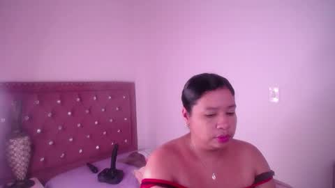 mia online show from June 5, 2026, 7:25 am