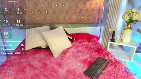 Snapshot of miaginger_ chatting on June 29, 2026, 8:31 am Mia online show from June 29, 2026, 8:31 am