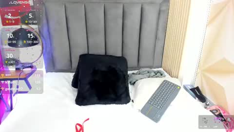 Snapshot of miaginger_ chatting on July 14, 2026, 2:05 am Mia online show from July 14, 2026, 2:05 am