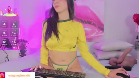 Mia  online show from June 12, 2026, 5:23 pm