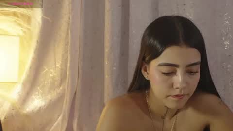 Mia Gomez online show from June 18, 2026, 2:34 am