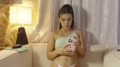 Mia Gomez online show from June 28, 2026, 2:28 am