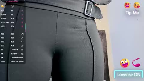 Snapshot of miagomezx chatting on February 9, 2026, 8:35 pm miagomezx online show from February 9, 2026, 8:35 pm