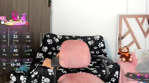 Mia online show from May 27, 2026, 5:32 pm