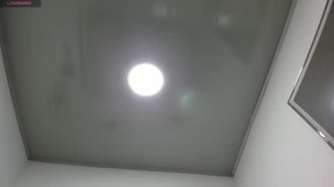 Snapshot of miah_bigboobs chatting on March 5, 2025, 11:06 am Miah Collins online show from March 5, 2025, 11:06 am