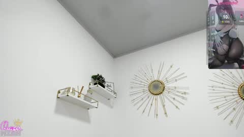 Snapshot of miah_bigboobs chatting on May 2, 2026, 4:56 pm Miah Collins online show from May 2, 2026, 4:56 pm