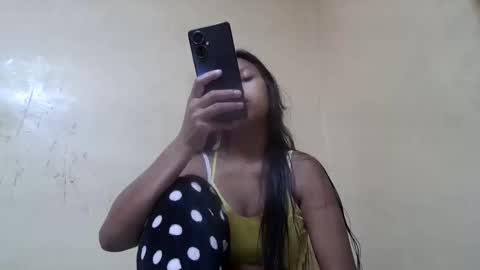 Snapshot of miah_land chatting on October 4, 2025, 6:33 am miah_land online show from October 4, 2025, 6:33 am