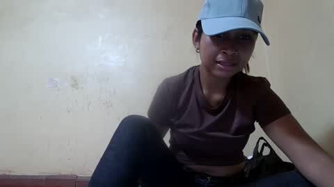 Snapshot of miah_land chatting on October 10, 2025, 11:09 am miah_land online show from October 10, 2025, 11:09 am