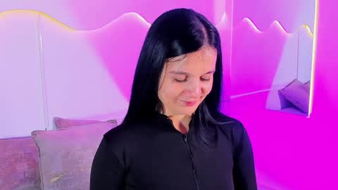 Snapshot of miahansson chatting on June 2, 2026, 8:33 pm MIA online show from June 2, 2026, 8:33 pm