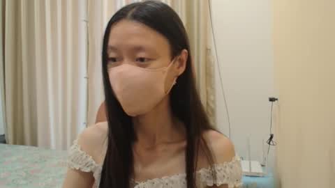 miahchan68 online show from March 11, 2026, 3:23 am