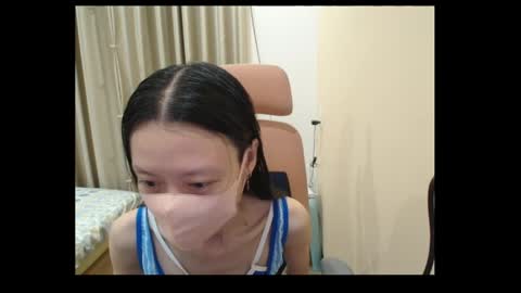 miahchan68 online show from May 5, 2026, 11:07 am