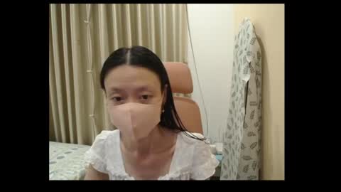 miahchan68 online show from June 15, 2026, 1:57 pm