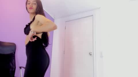 miajhonsonx online show from November 15, 2025, 3:30 pm