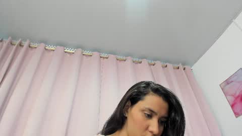 Snapshot of miajhonsonx chatting on June 8, 2026, 4:29 pm miajhonsonx online show from June 8, 2026, 4:29 pm