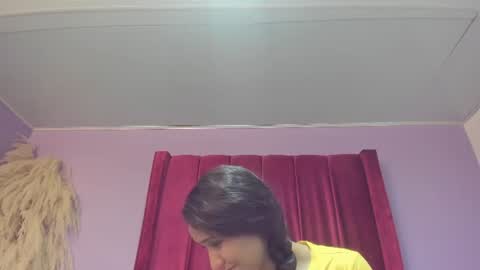 miajhonsonx online show from June 28, 2026, 4:02 pm