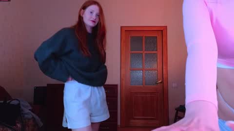 milanaaaa online show from January 24, 2025, 11:12 pm