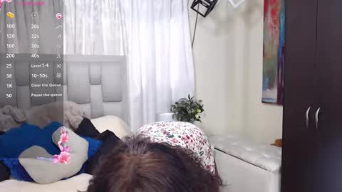     online show from March 4, 2025, 6:29 pm