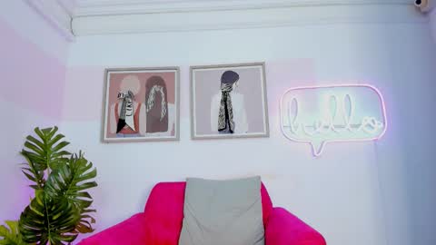 Mia Khalifa online show from September 22, 2025, 3:30 am