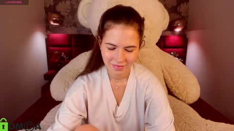 Mia online show from January 5, 2025, 5:41 am