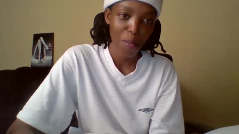 Muffin online show from May 7, 2026, 1:16 pm