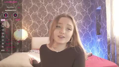 Mia online show from April 25, 2026, 2:36 pm