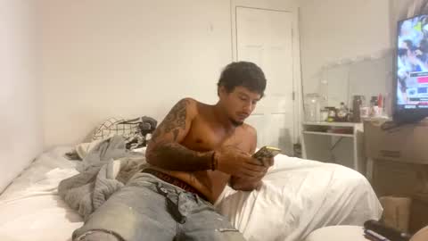 miamiclos1 online show from November 1, 2025, 1:57 pm