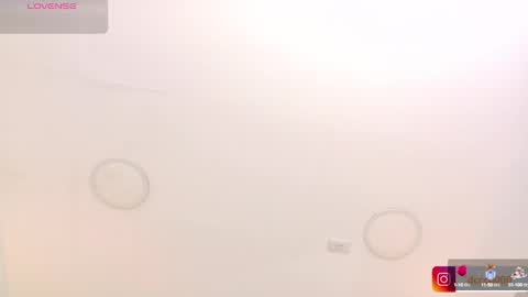 Snapshot of miamidnight1 chatting on January 17, 2025, 3:22 pm Mia online show from January 17, 2025, 3:22 pm