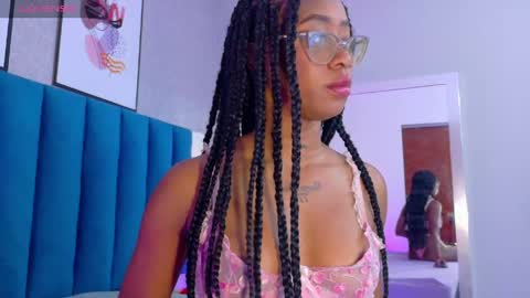 Mia  online show from April 27, 2026, 12:36 pm