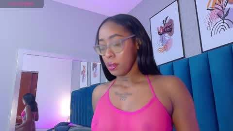 Snapshot of miamidnight1 chatting on June 1, 2026, 12:07 pm Mia online show from June 1, 2026, 12:07 pm