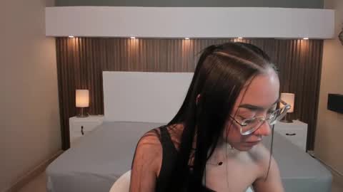 MiaMonroe online show from September 8, 2025, 8:19 pm