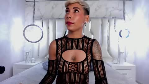 Mia Morgann online show from February 25, 2025, 2:33 pm