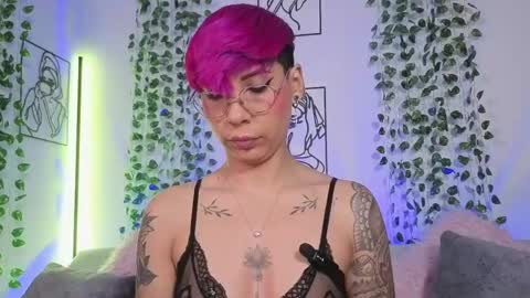 Snapshot of miamorgann chatting on April 23, 2026, 2:08 pm Mia Morgann online show from April 23, 2026, 2:08 pm