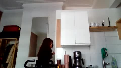 MiaMuffn online show from February 21, 2026, 5:25 pm